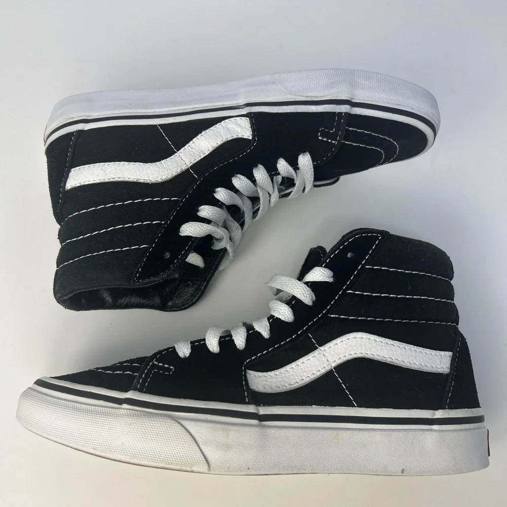 Vans Sk8-Hi Black/White High-Top Sneakers - Men's 4.5 /‎ Women's 6